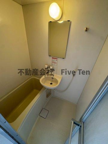 ガーデンハウス三軒茶屋の浴室
