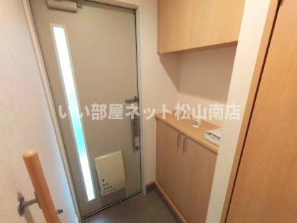 【玄関】 | カルフール空港通