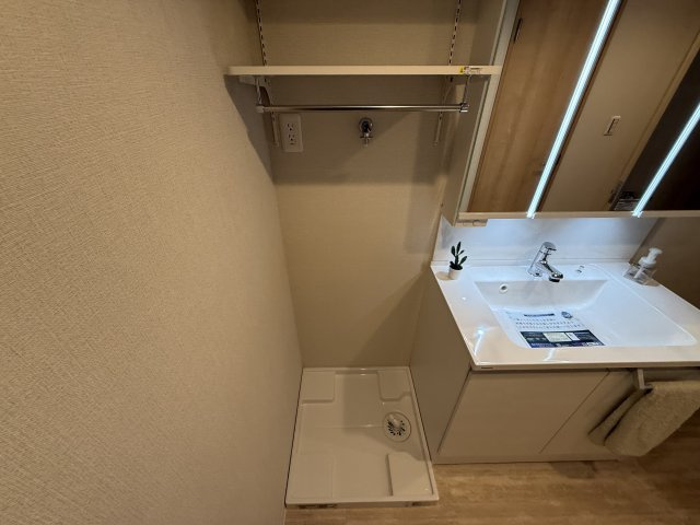 サンハイツ八事ふじみB棟のランドリースペース