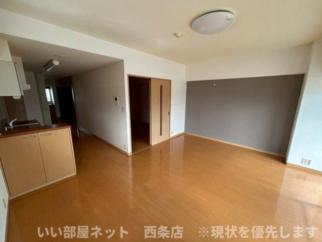 マルイラベンダーヒルズの居間・リビング