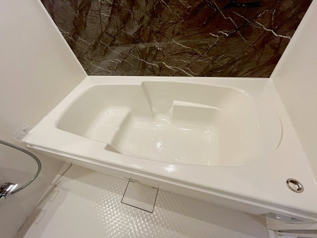 ソレイユの浴室