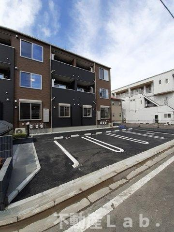 ミル・クレイン　Ⅰの駐車場