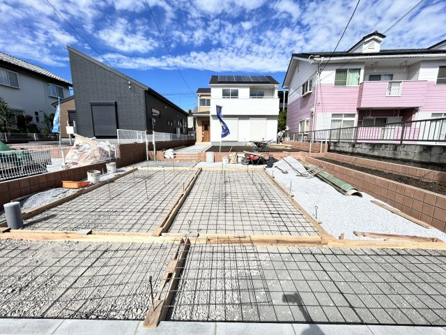 新築　高崎市箕郷町生原第２　Livele Garden.S　2号棟の駐車場|現地写真　駐車スペースは並列2～3台分可能です！
