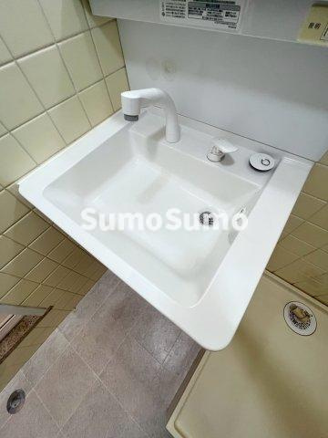 エルベコート東園田の洗面所