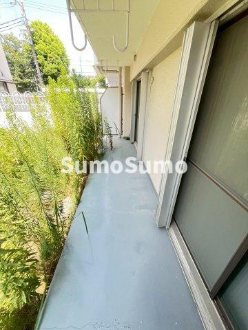 エルベコート東園田のバルコニー