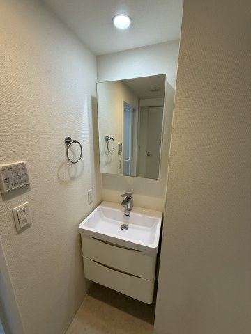 HS梅田EASTの洗面所