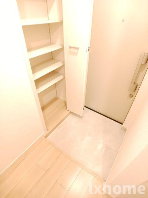 ヴィアソーレ茨木の玄関
