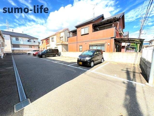 サンハイツの駐車場