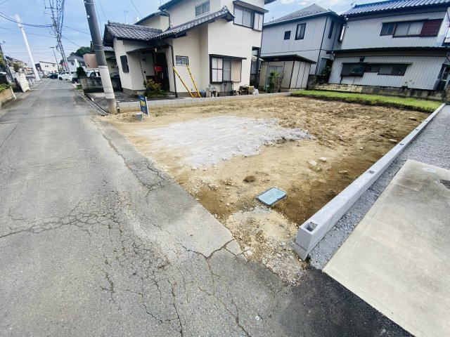 新築　高崎市棟高町21期　1号棟の駐車場|現地写真　駐車スペースは並列3台分可能です！
