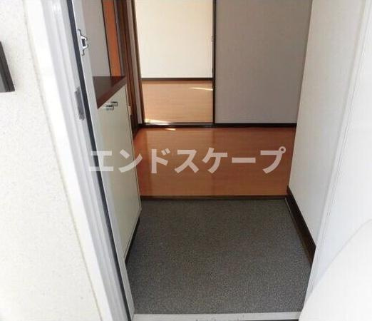 ラ・プリマヴェーラAの玄関|高崎、前橋のお部屋探しはエンドスケープまで！お客様の理想お聞かせ下さい♪