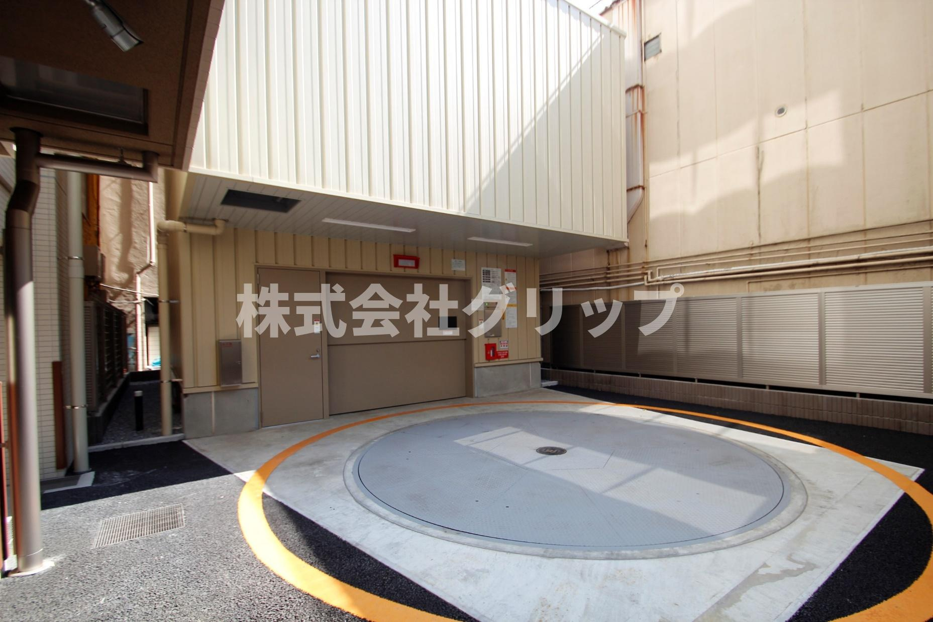 リヴシティ横濱関内の駐車場