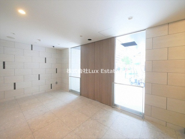 OPUS RESIDENCE SHINSAIBASHI SOUTHのロビー
