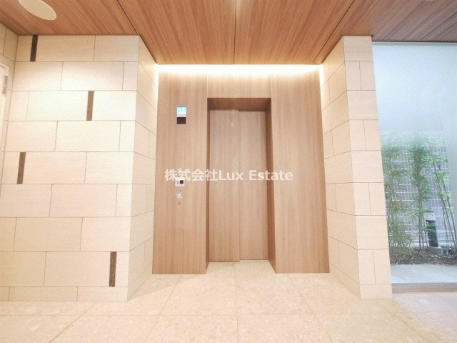 OPUS RESIDENCE SHINSAIBASHI SOUTHのエントランス