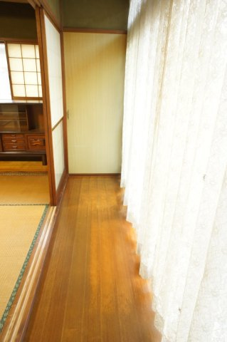 久喜市栗橋東5丁目の玄関|引き戸の玄関で落ち着いた雰囲気の玄関！