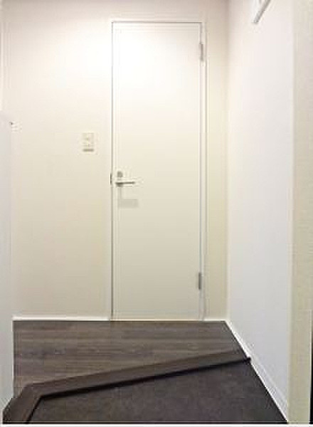 ｂ’ＣＡＳＡ西日暮里の玄関