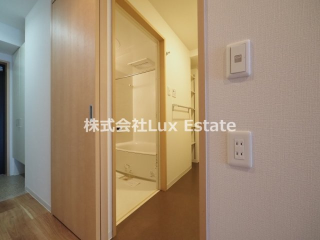 グランルージュ谷町六丁目の洗面所