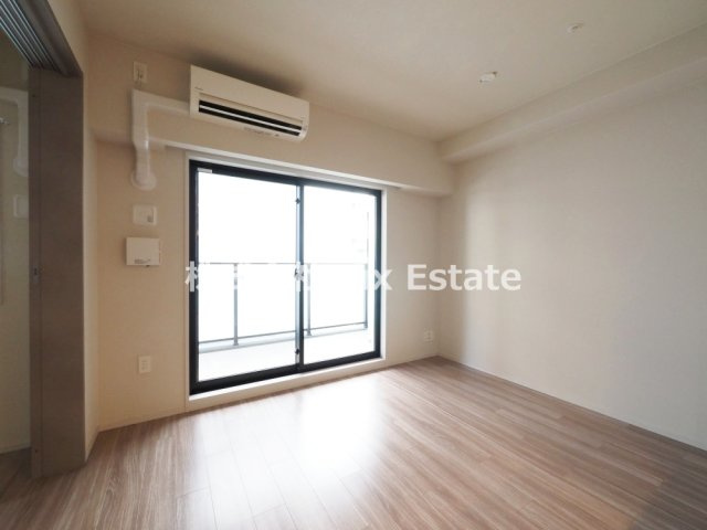 SK RESIDENCES SHINSAIBASHIの居間・リビング