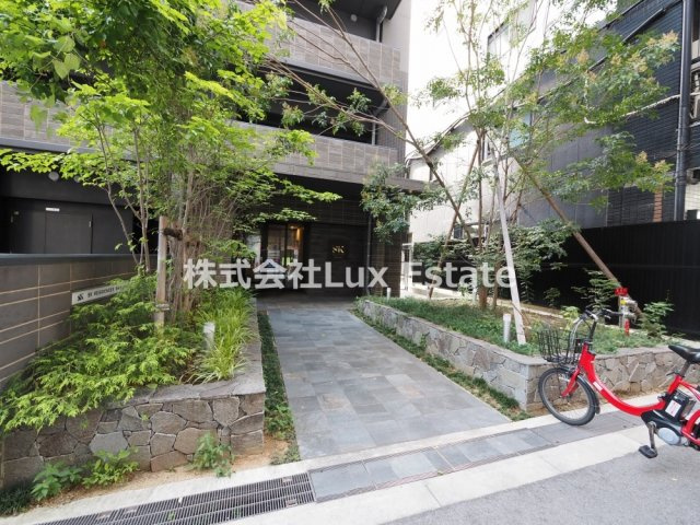 SK RESIDENCES SHINSAIBASHIのエントランス