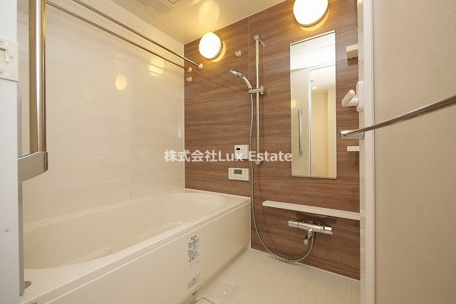 ブランズタワー御堂筋本町の浴室