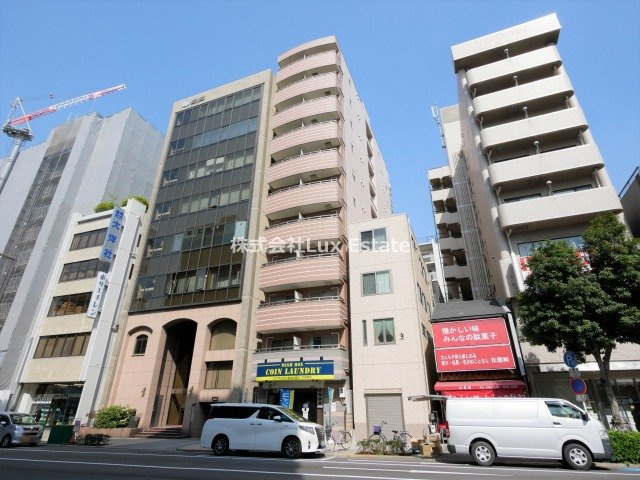 ルミエール瓦屋町の外観