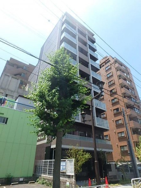 クレヴィスタ門前仲町グランの外観