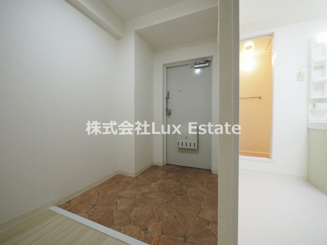 淺沼谷町マンションの玄関