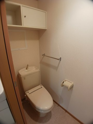【トイレ】 | メゾン・ド・エルⅠ | 落ち着いたトイレです