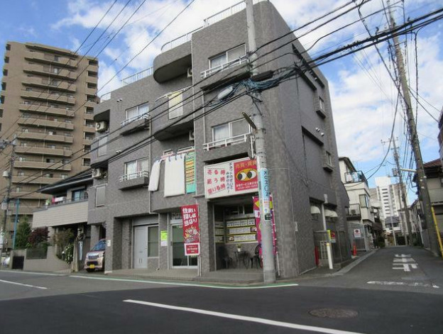 宝栄ハイツ西弁財