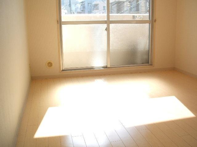 アルファ清心町Iの居間・リビング