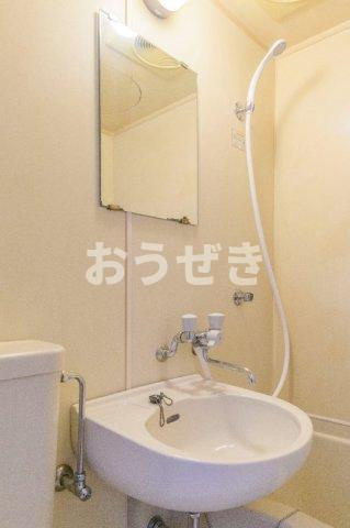 東建シティハイツ池袋の洗面所