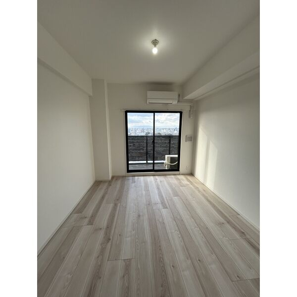 S-RESIDENCE桜本町awesomeの洋室