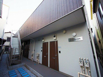 【外観】 | ヒルズ渡田東町 | シンプルで落ち着いたデザイン…