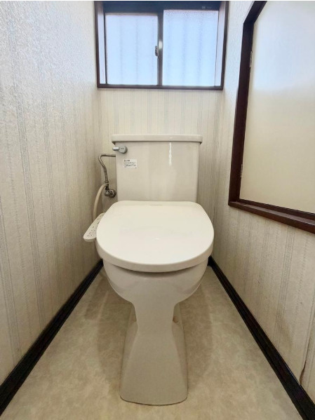 所沢市北岩岡中古戸建のトイレ