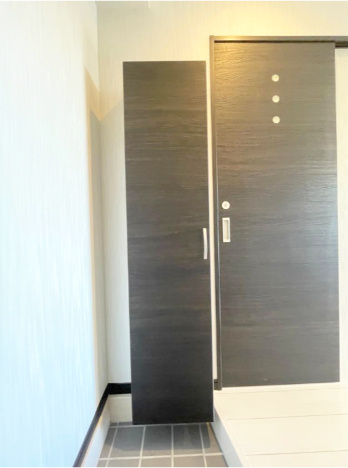 The Residence船橋の玄関