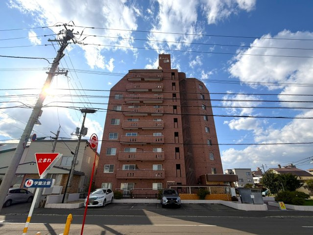 光ハイツ山鼻
