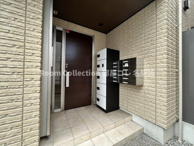  プロムナード西高蔵のエントランス