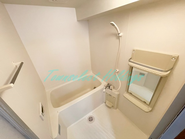 藤沢市村岡東２丁目の賃貸マンションの浴室