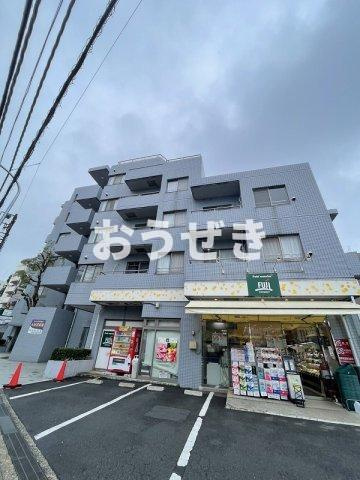 ウイスタリア山手の外観
