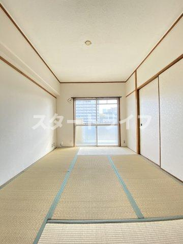 大阪市淀川区新高１丁目の賃貸マンションの寝室