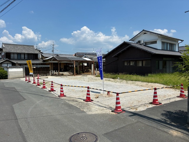 hajio030Livele Garden.S総社市井手第3 新築分譲住宅の前面道路含む現地写真