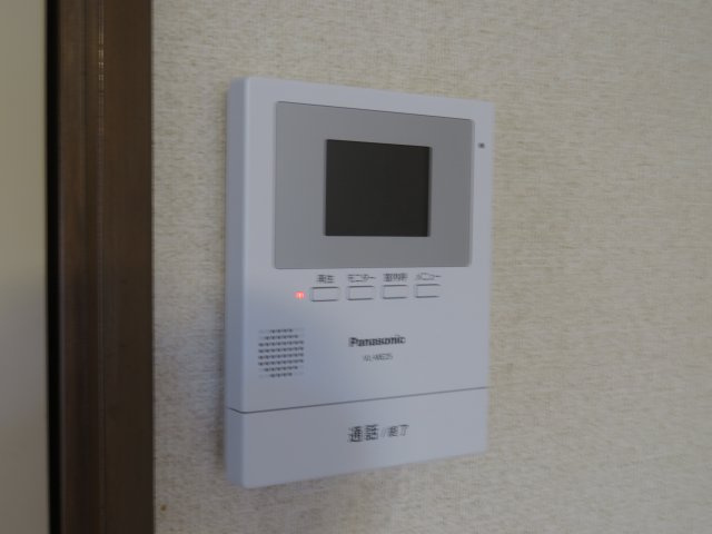 メゾンエスポワールのセキュリティ|TVモニター付きインタフォン