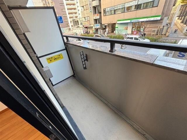 グランド・ガーラ西新宿ＥＡＳＴのバルコニー