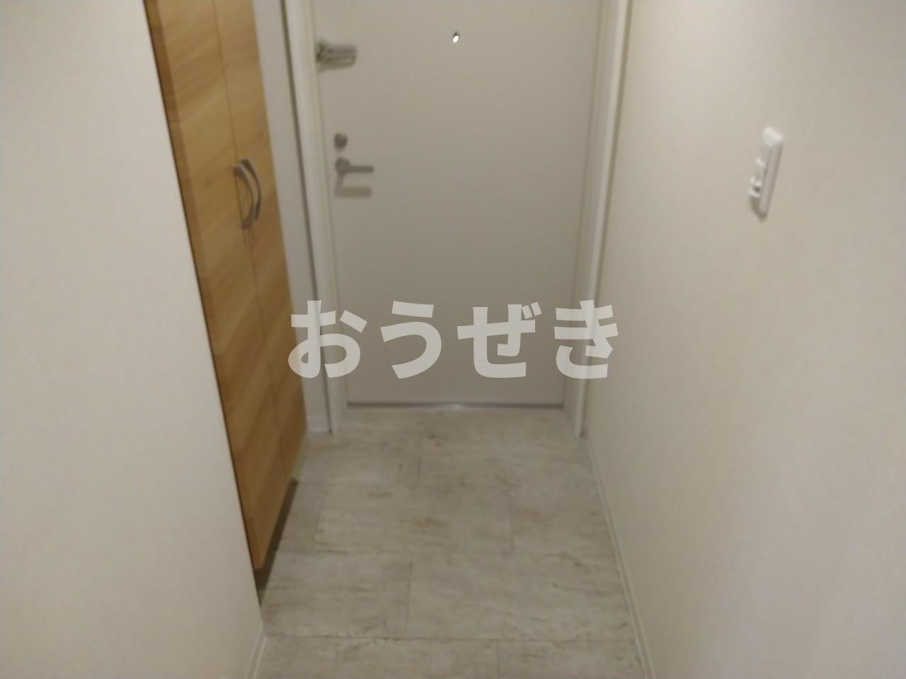 アリカ向島の玄関