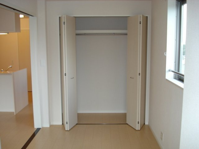 川崎市多摩区菅馬場１丁目の賃貸マンションの収納