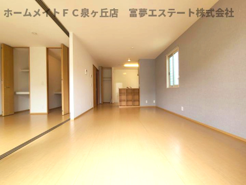 リブレA棟の居間・リビング|※イメージ　反転タイプのお部屋