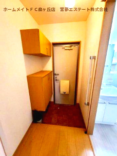 リブレA棟の玄関|※イメージ　反転タイプのお部屋