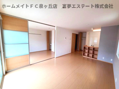 【居間・リビング】 | リブレA棟 | ※イメージ　反転タイプのお部屋