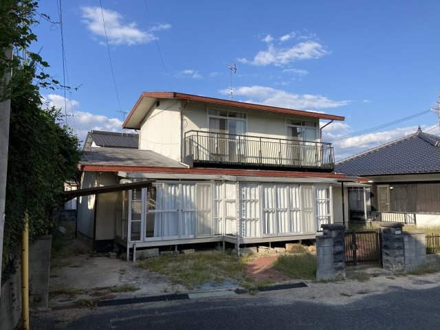 東須恵若山の外観