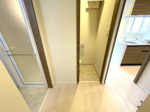 スプランディッド江坂駅前の玄関