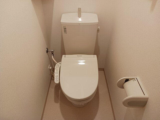 ラルジュ　カーサⅡのトイレ|コンパクトで使いやすいトイレです